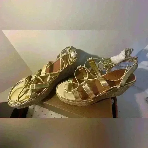 Asos Design Flatform Gladiator Sandals - Picture 2 of 9